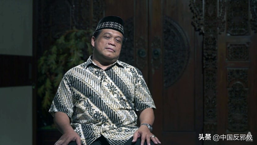 凭空造钱？印尼这名*教邪**头目命案缠身沦为阶下囚