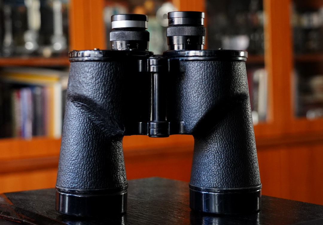 涓哄暐鏈変簺浜哄枩娆㈡敹钘忓啗鐢ㄦ湜杩滈暅,蹇呴』鏀惰棌鐨勫啗鐢ㄦ湜杩滈暅