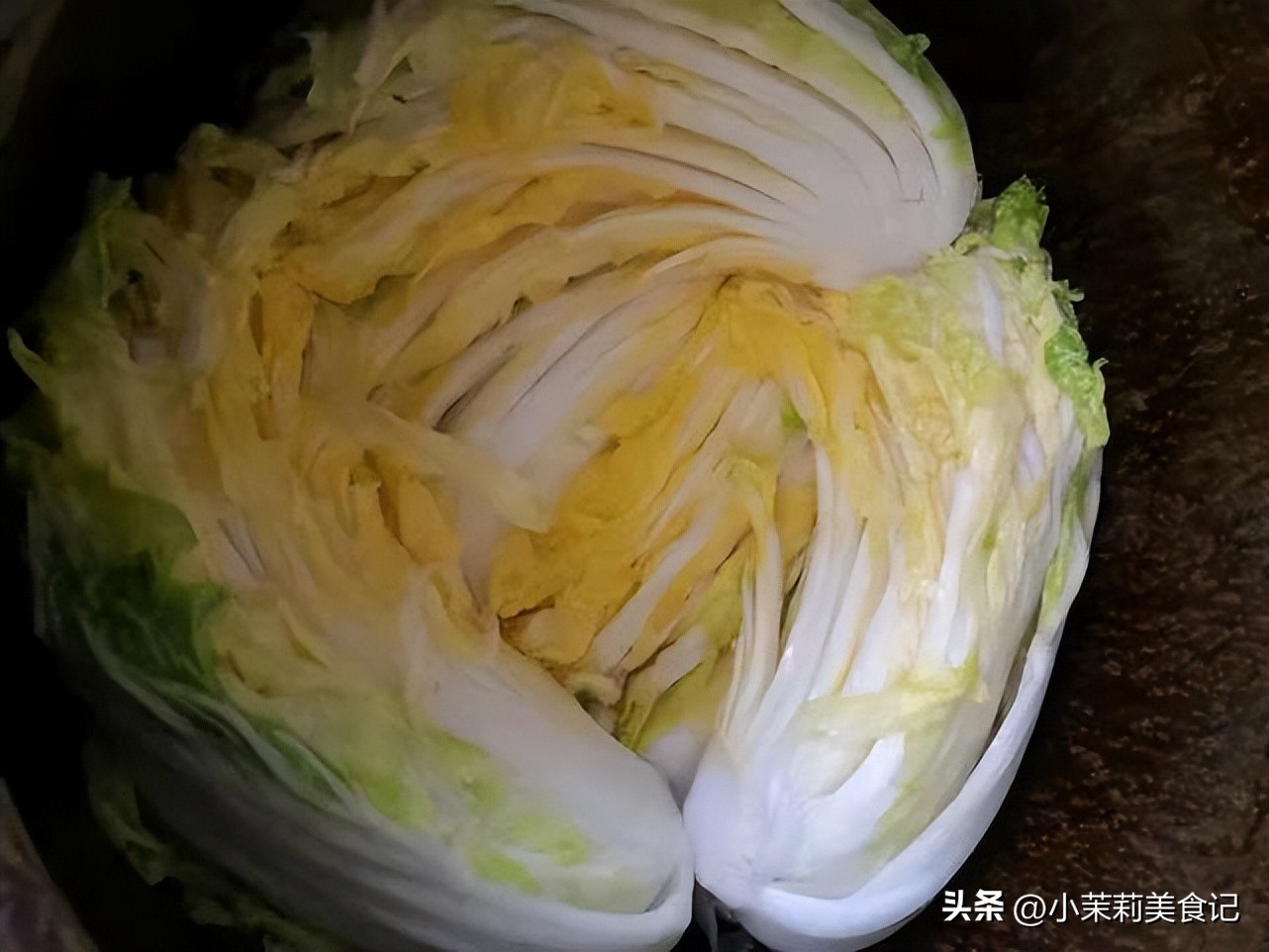 腌酸菜多加这1步酸爽又香脆,腌酸菜怎么腌才能放一年都不坏