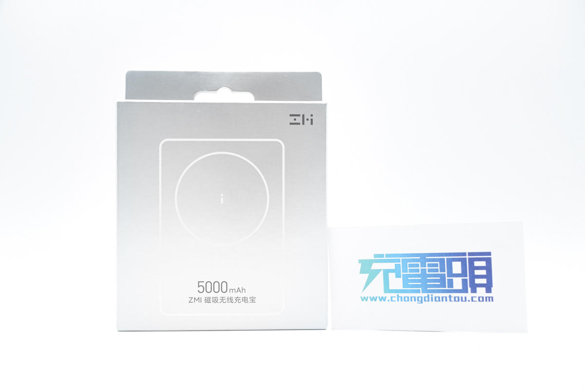 iphone14promax磁吸无线充电宝,iphone14promax带线无线磁吸充电宝