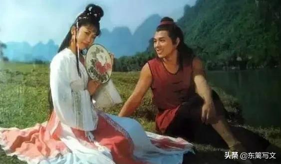 黄秋燕为何败给利智,黄秋燕李连杰恩怨