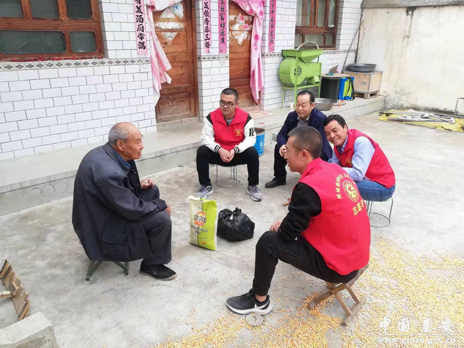 九九重阳节浓浓敬老情简介,九九重阳节，浓浓敬老情