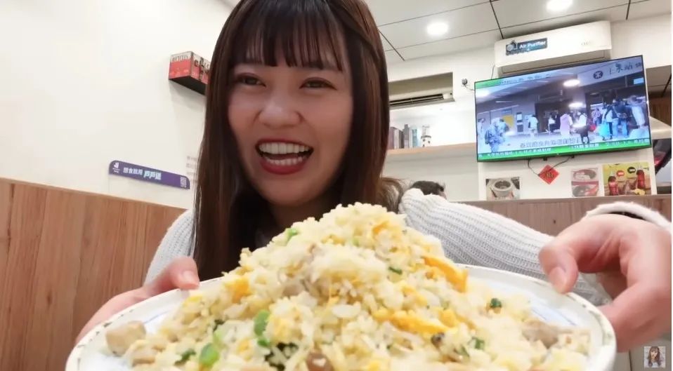 日本女博主独游香港：一天喝4支啤酒，惊讶街道有“大便味”！