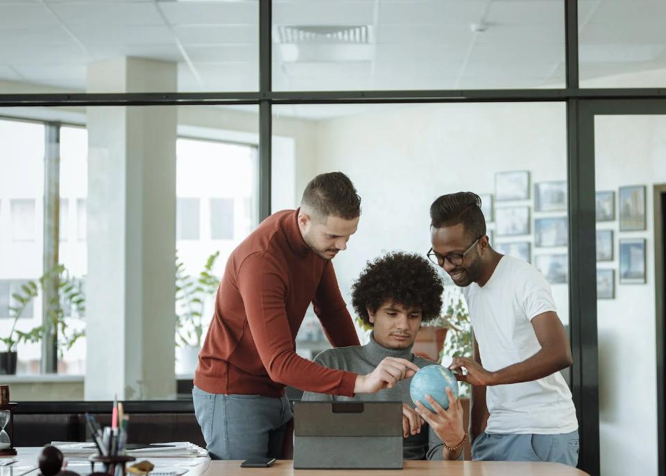 当下社会如何坚定理想信念,年轻人该树立什么样的理想和信念