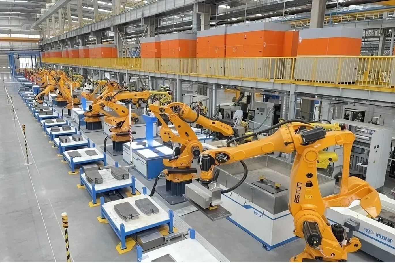 中国的工业机器人制造厂商,南京江北新区生产工业机器人企业