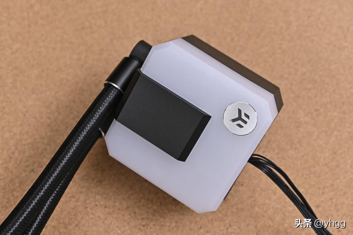 低调实用中塔——ROGZ690HERO+影驰4070Ti+银欣FARAB2装机展示