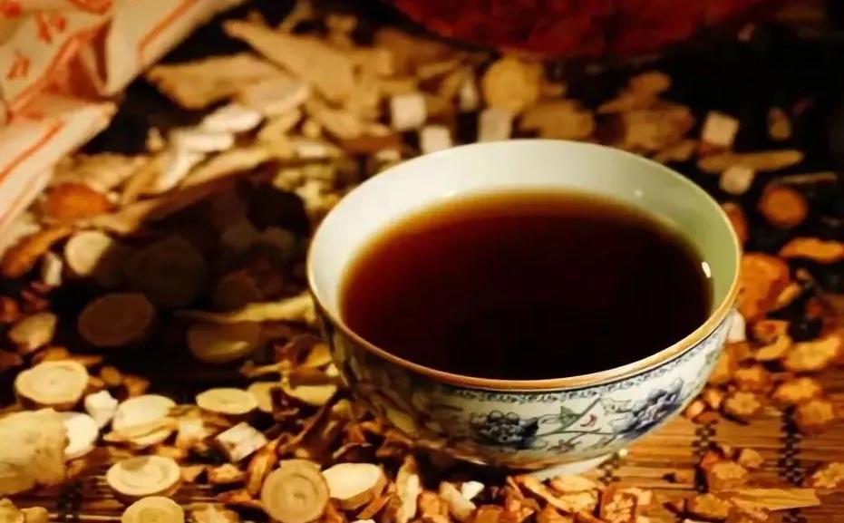 女性失眠，烦躁易怒，老的快！一碗二仙汤，助你平稳度过更年期！