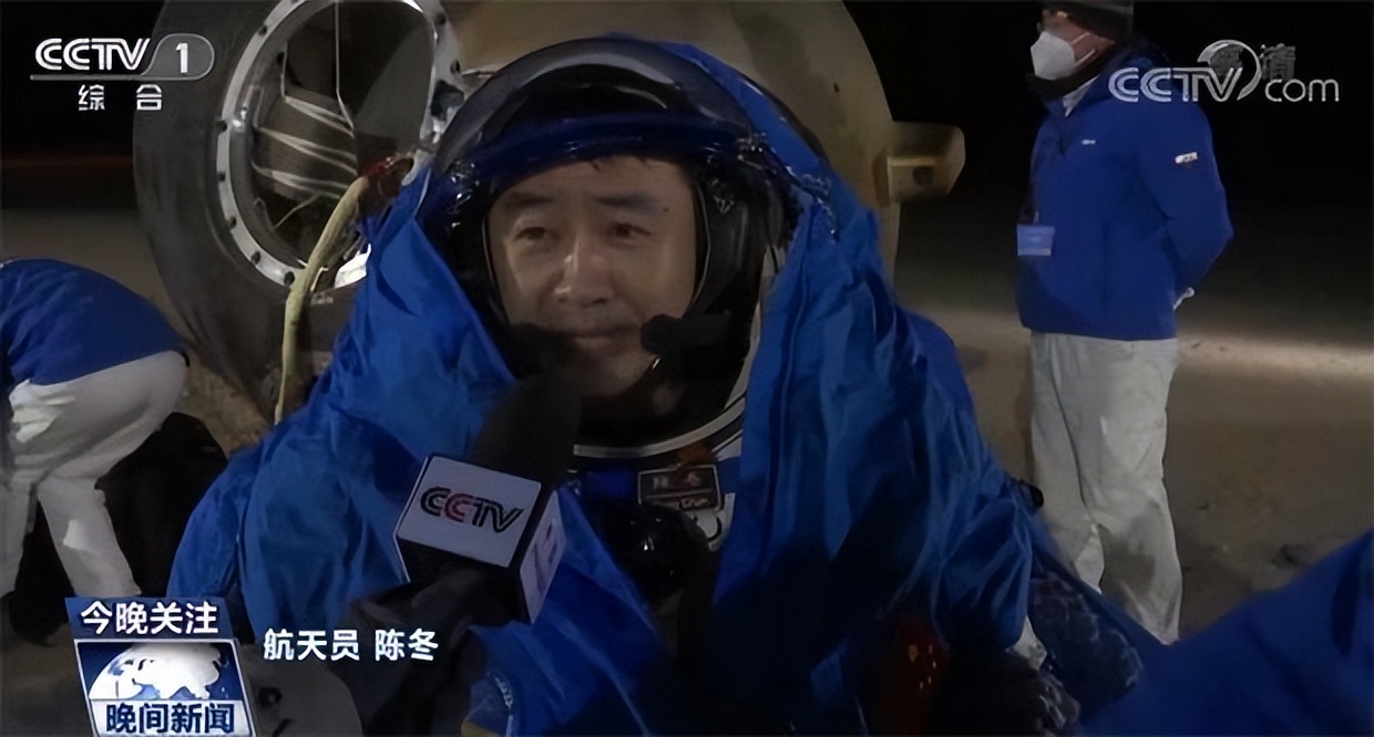 航天员少将和大校哪个级别大,中国航天英雄人物名单