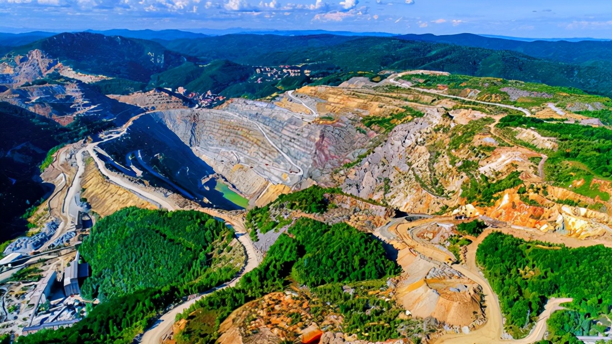 紫金矿业浅析——单吊紫金矿业的理由