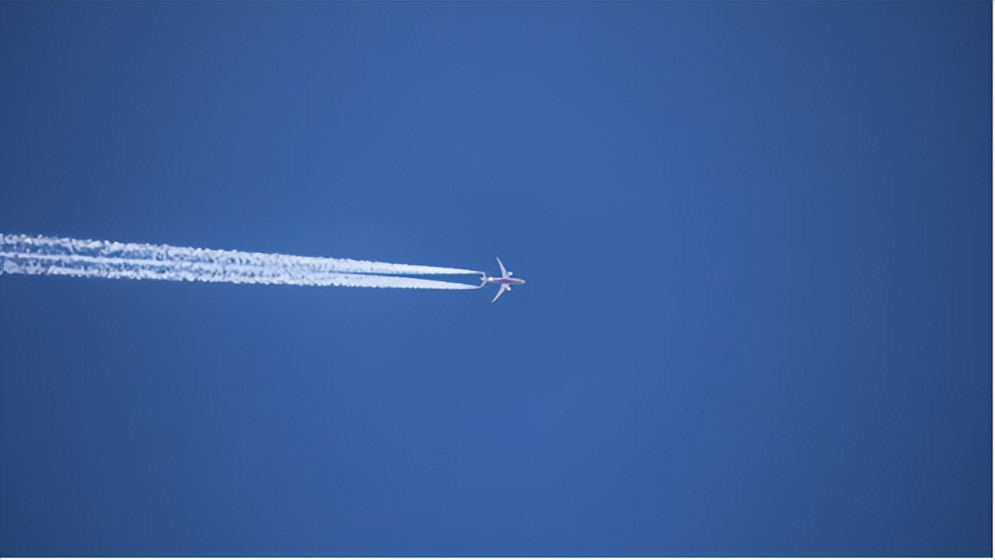 小伙花25万买一张无限制机票,男子花25万买一张无限次机票