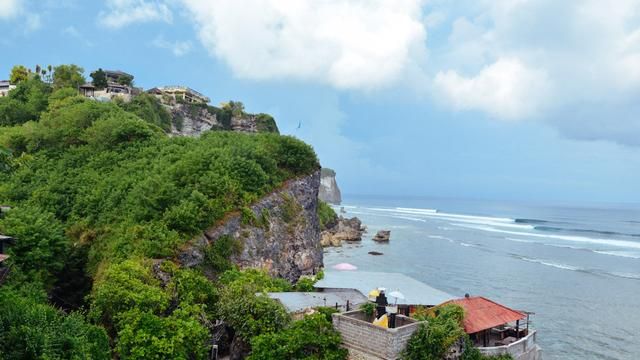 日韩游客最爱海景，这个地方成为婚礼圣地，空气中溢满“荷尔蒙”