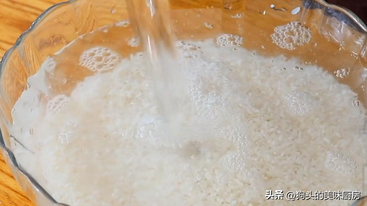 用碱水豆腐做法去做米豆腐，无任何添加，清爽细腻，适合天热吃