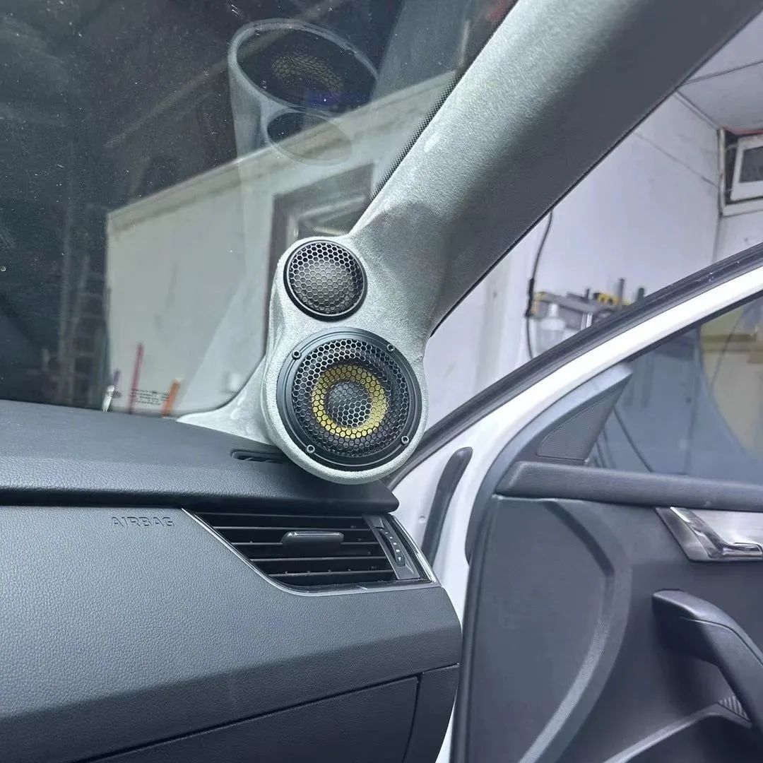 17款斯柯达明锐音响拆解,斯柯达明锐音响改装