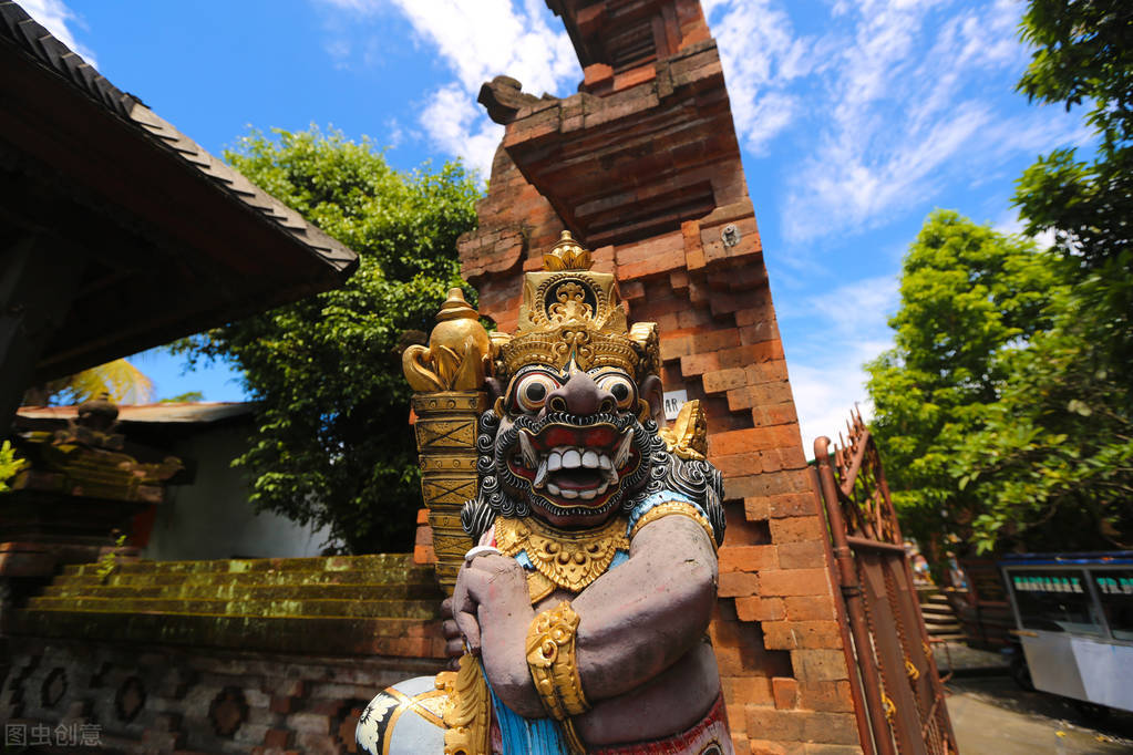 与恶龙缠斗过久自身亦成为恶龙,与恶龙缠斗过久自身亦成恶龙典故