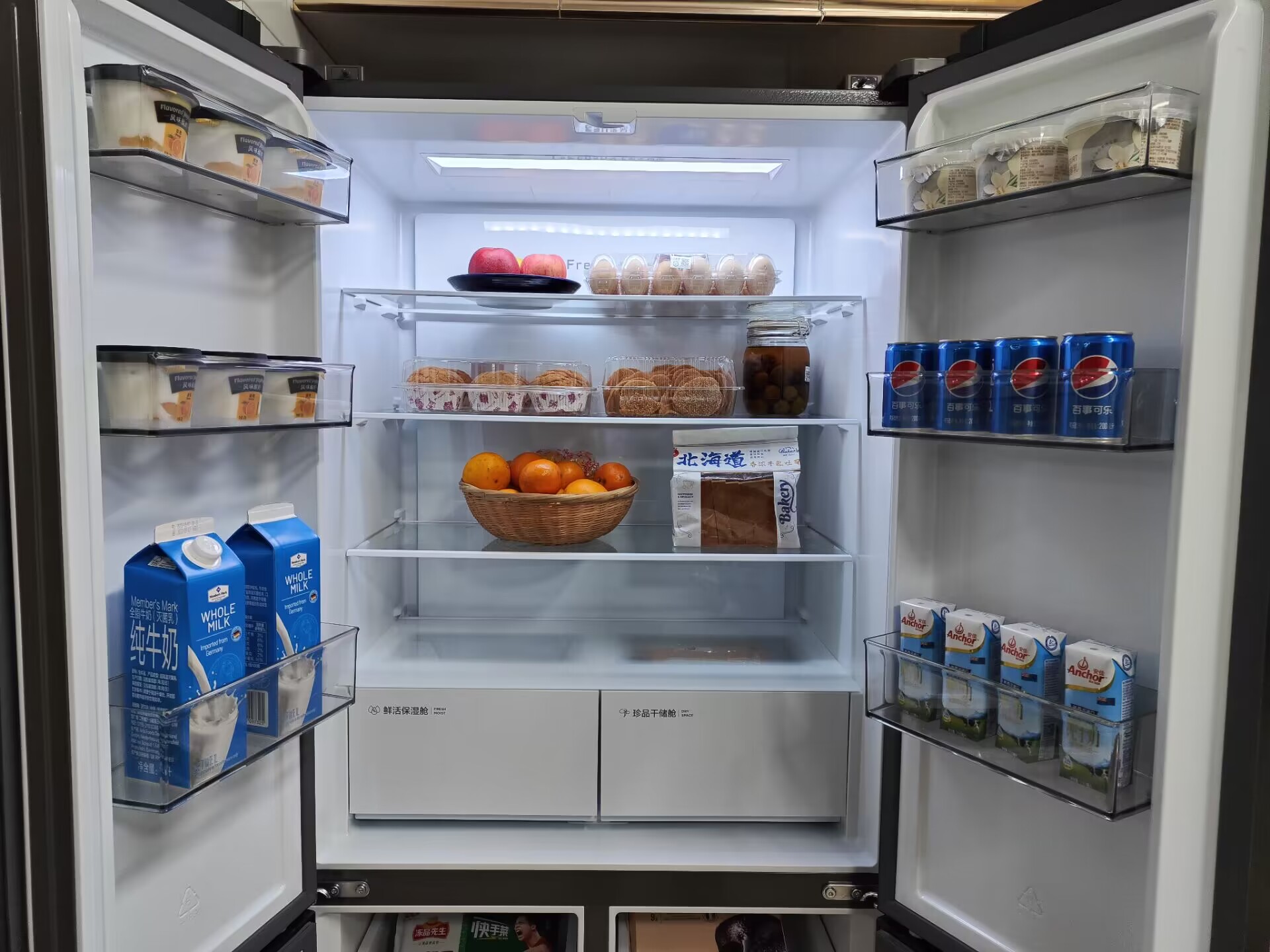 tcl超薄零嵌系列冰箱获奖上市当天,成都tclt9冰箱