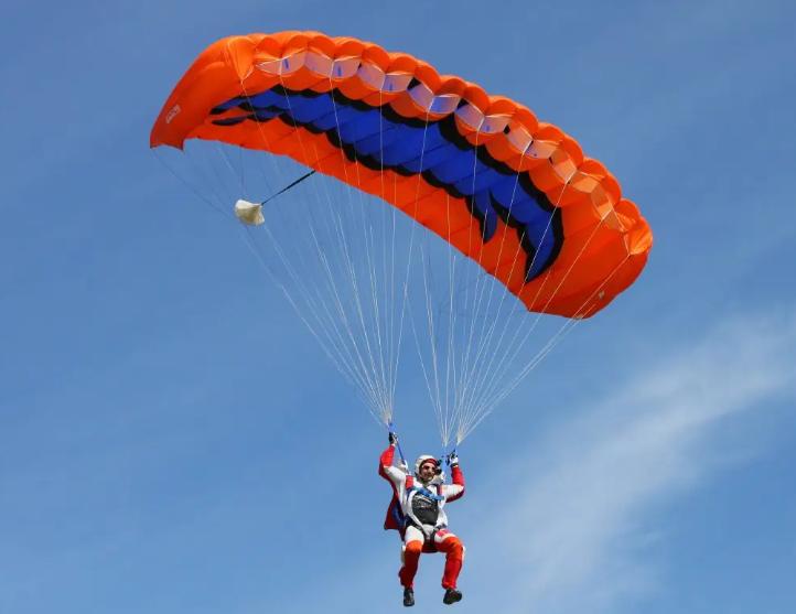 对东航mu5735飞机失事的看法,东航mu5735客机失事都找到了什么