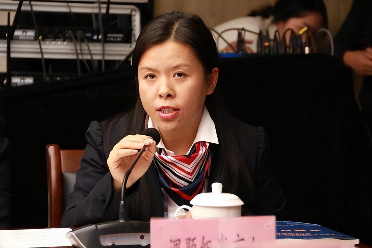 成都双林小学老师,双林小学历任校长