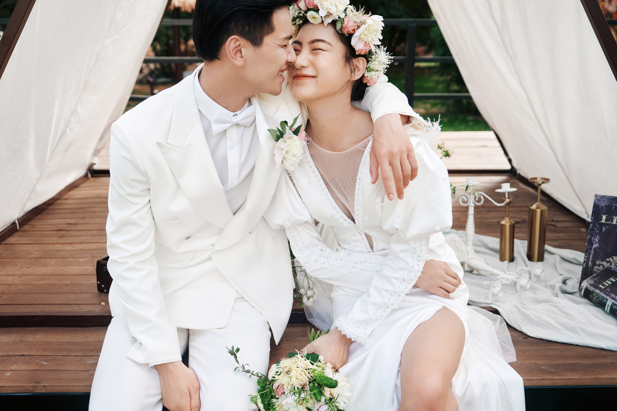 拍摄婚纱照最好的技巧,拍婚纱照姿势大全室外