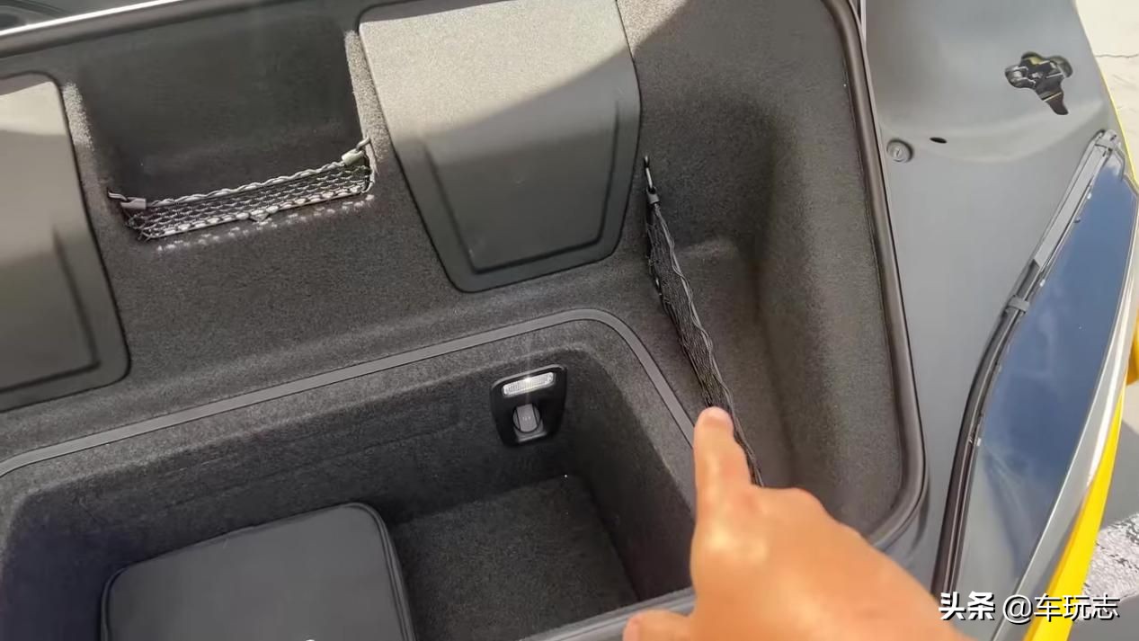 2019奥迪r8跟2020款奥迪r8,5.2v10奥迪r8限量版