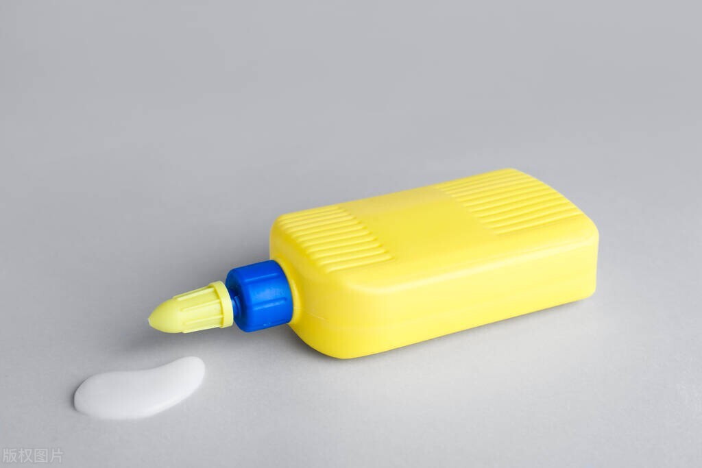 如果手被502胶水粘住了怎么办,如果手被502胶水粘住了如何弄下来