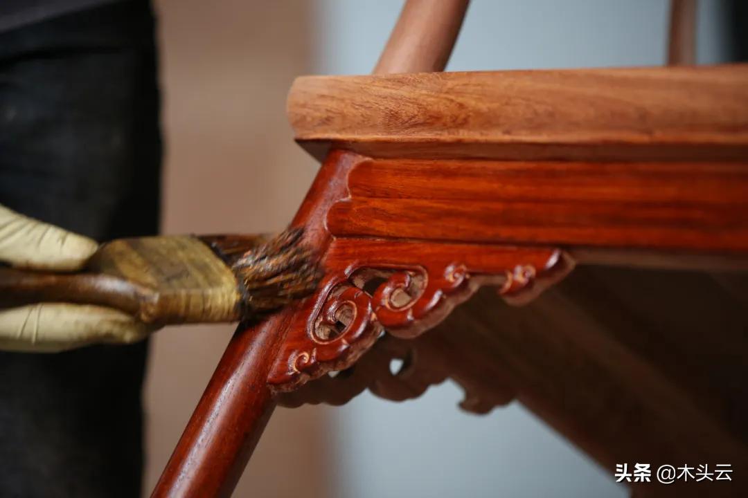 如何分辨红木家具上漆与上蜡,红木家具上蜡好还是刷漆好