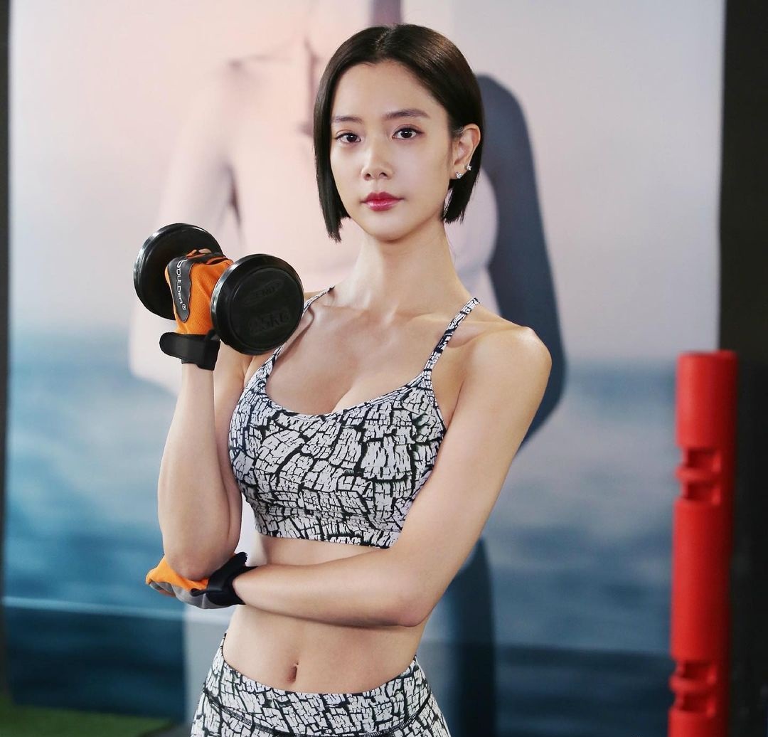 克拉拉健身身材,克拉拉身材合集