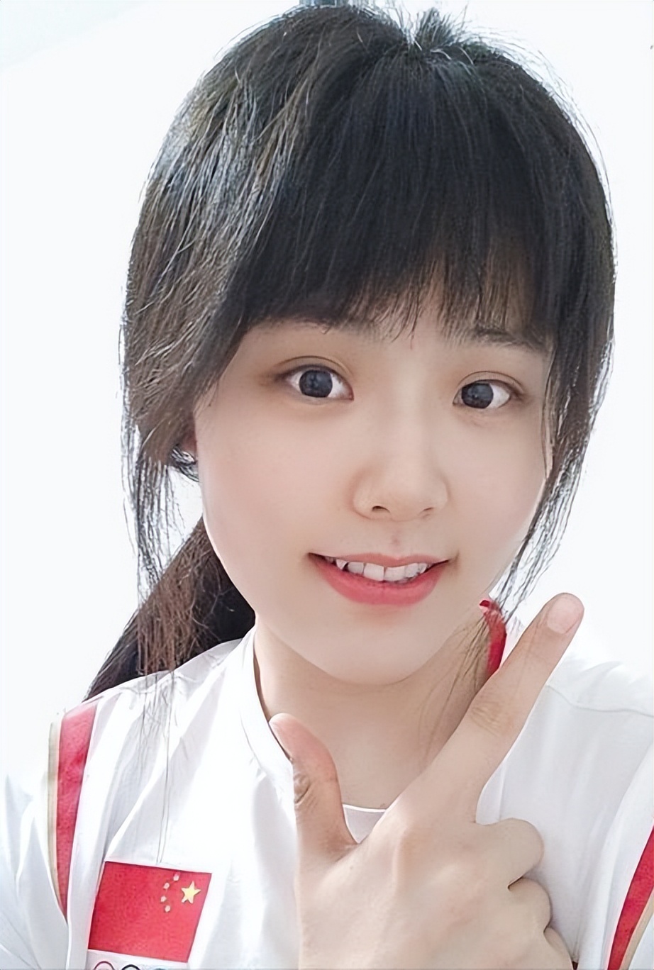 女篮球运动员李月汝视频,李月汝欧洲篮球比赛