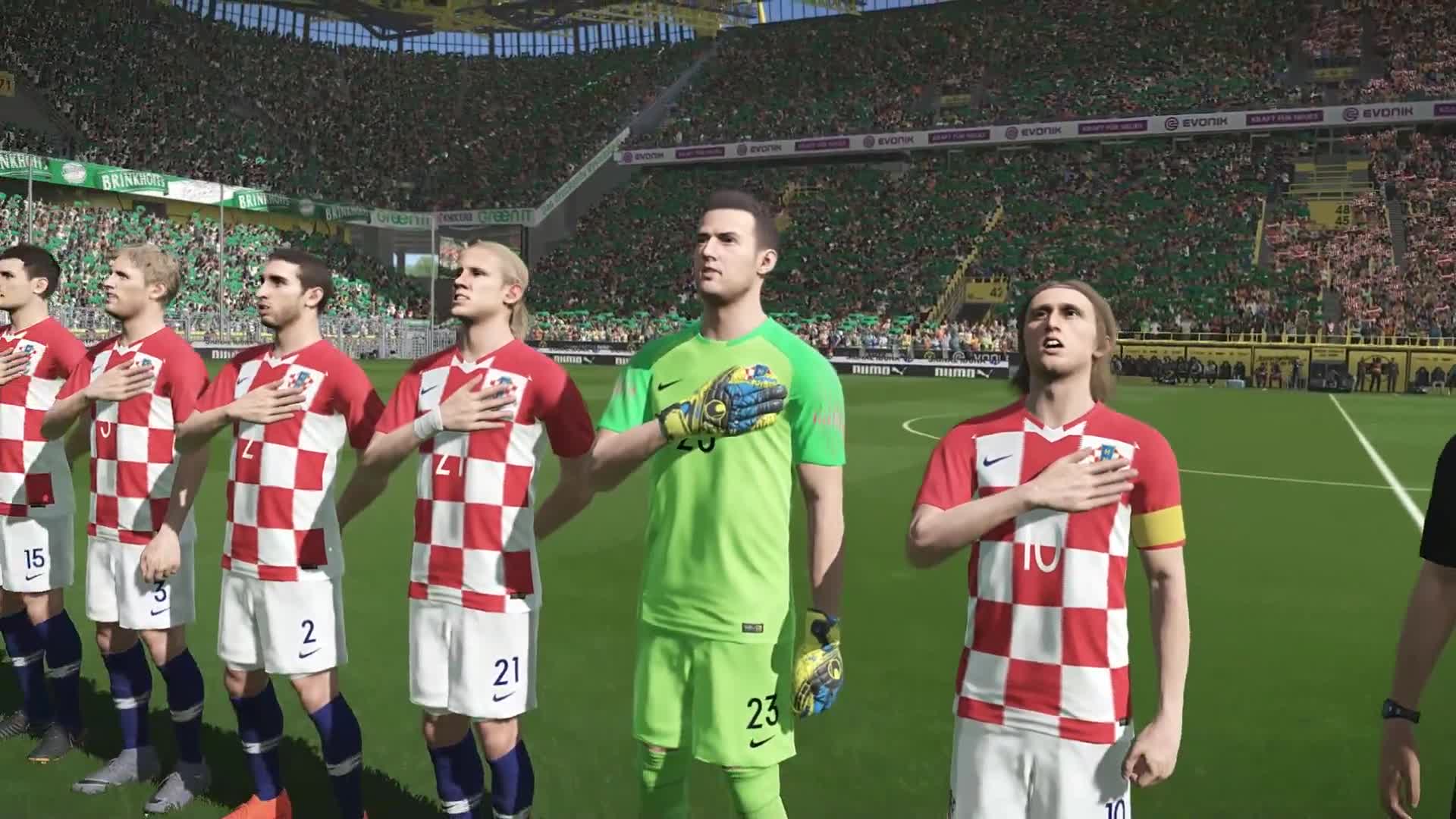 趣味足球造型,足球创意球怎么防守