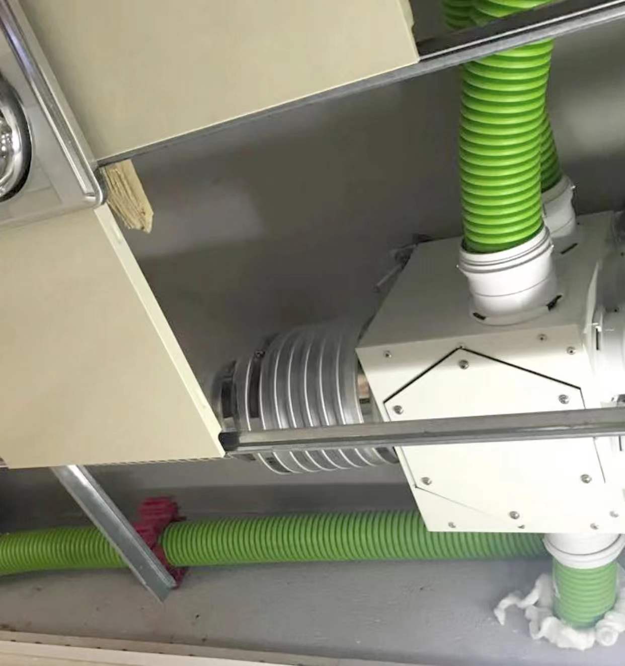 新风系统沦为鸡肋的四个原因,空调带新风系统是智商税吗