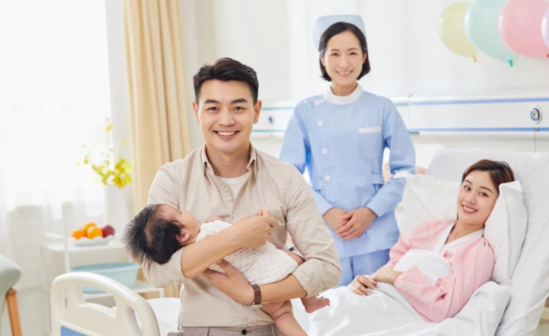 孩子出生证上妈妈的名字可以改吗,宝宝出生证更名