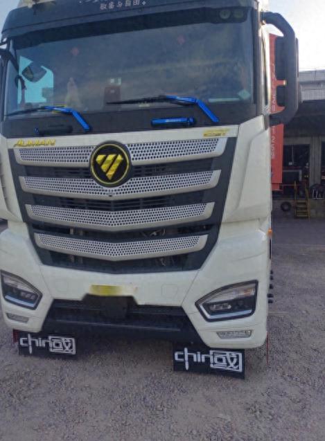 放心开放心赚！欧曼新EST530燃气车助张师傅快递运输提效增收！