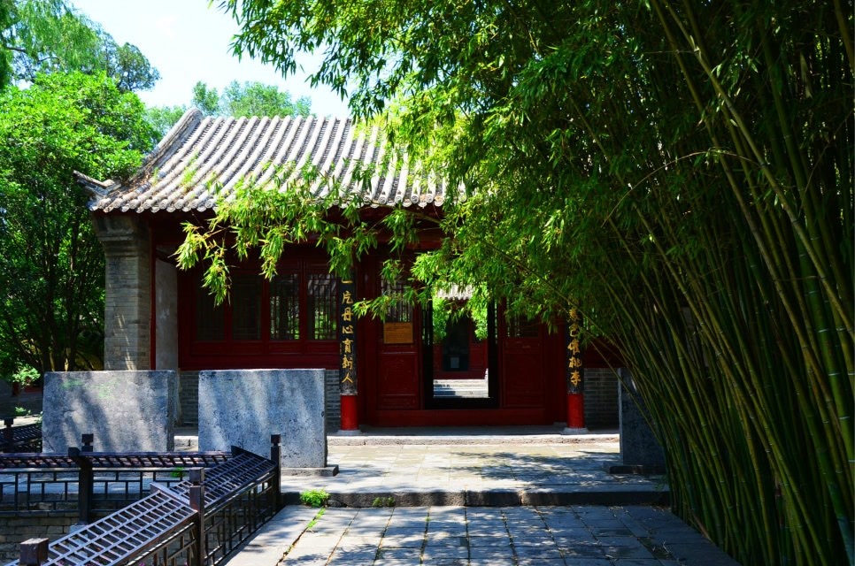 郑州登封嵩山少林寺,郑州离嵩山少林寺有多远