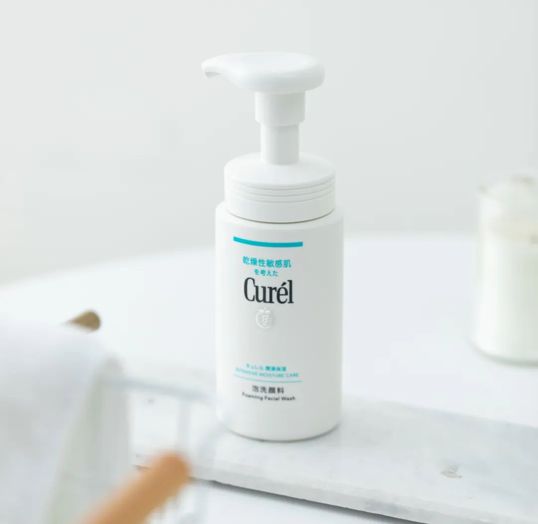 洗面奶究竟该怎么用好呢,洗面奶到底怎么用效果最好