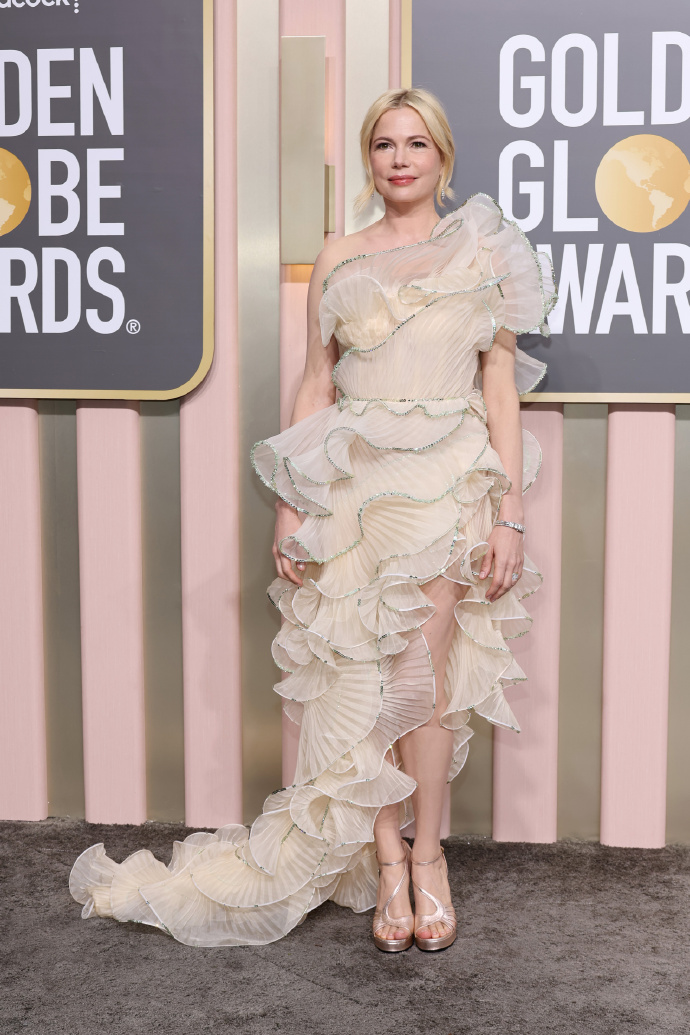 濂虫槑鏄熺碂绯曠殑绾㈡閫犲瀷,娴峰濂虫槦绾㈡鎯婅壋鏃跺埢