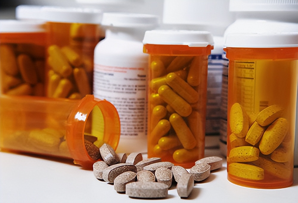 药店招聘营业员猫腻,药店营业员工资低为什么还有人做