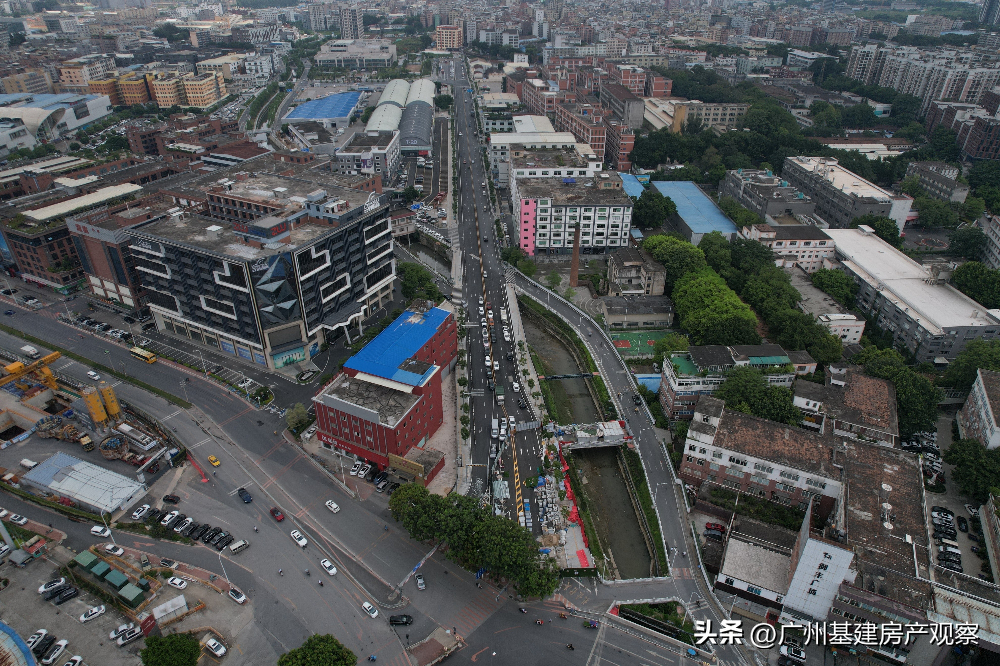 鹤龙一路下穿广花路,广花一路鹤龙路