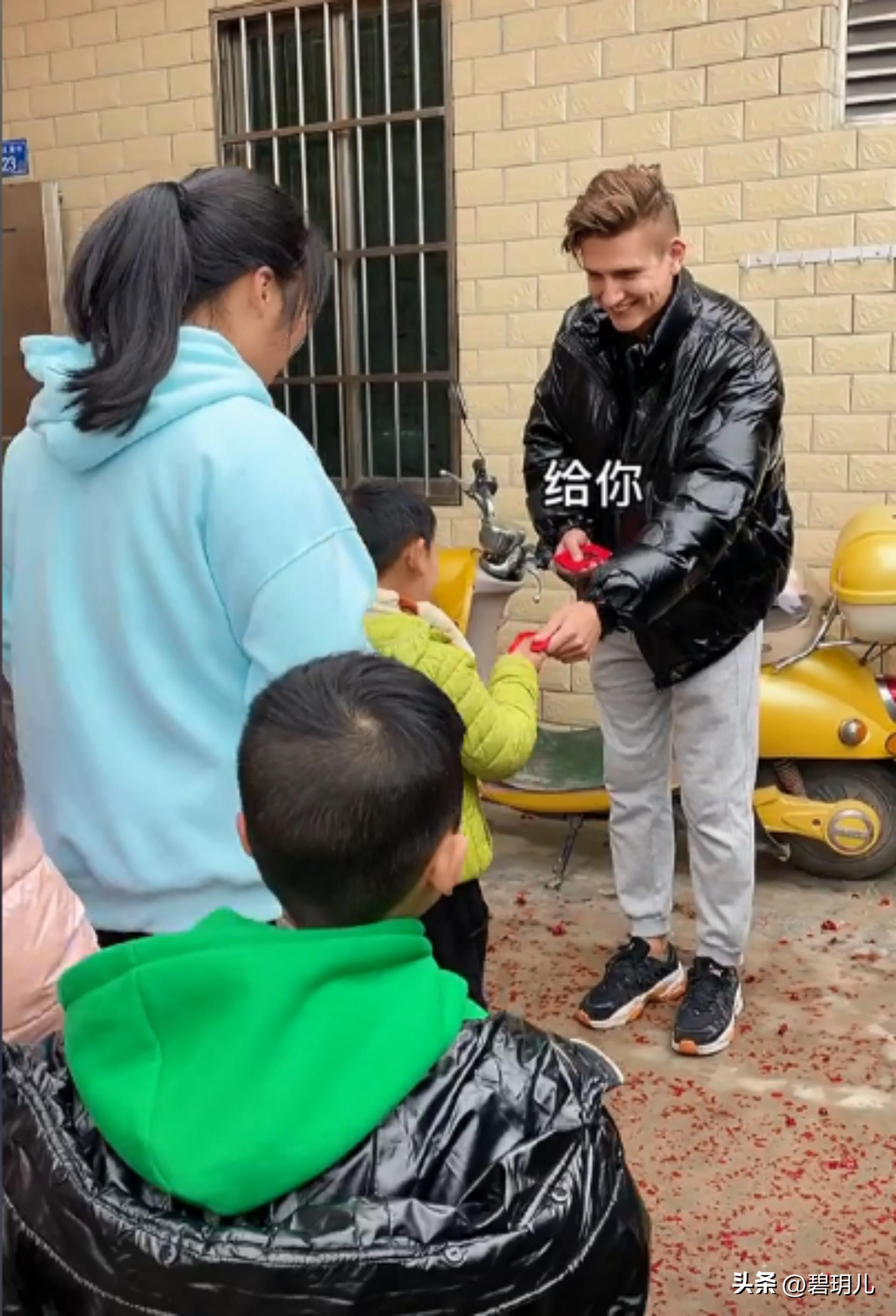 潘潘的老公是谁,潘潘的男朋友长什么样