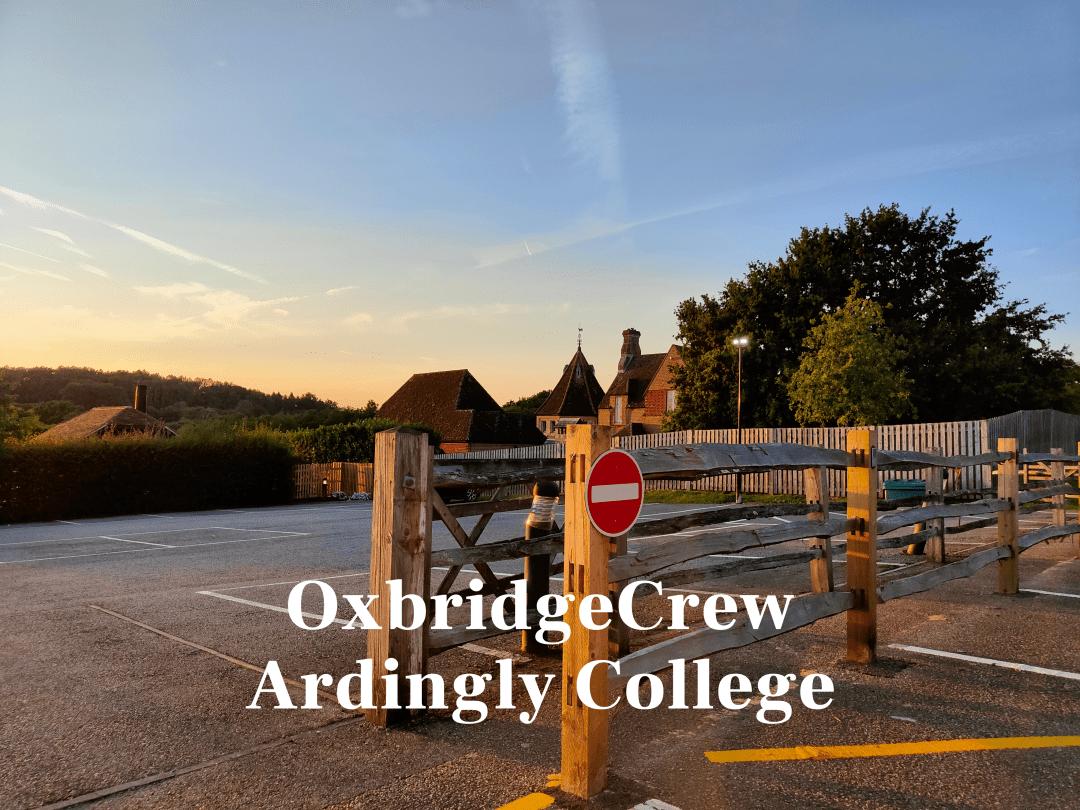 英国女王和菲利普亲王深情对视,英国国王学院高中