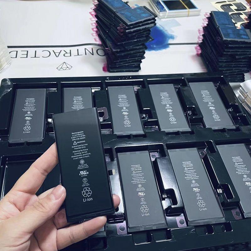 苹果手机换电池，到底选官方原装还是第三方？