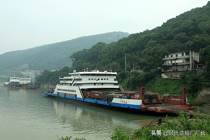 15年重庆巨轮沉船事故,重庆沉船事故最新