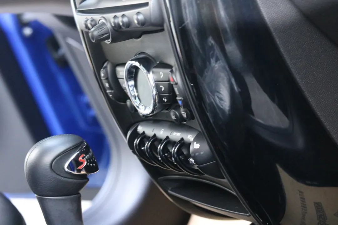 缁忓吀瀹濋┈mini鑰佽溅缈绘柊淇,鎬吔淇溅缈绘柊鍏ㄩ泦