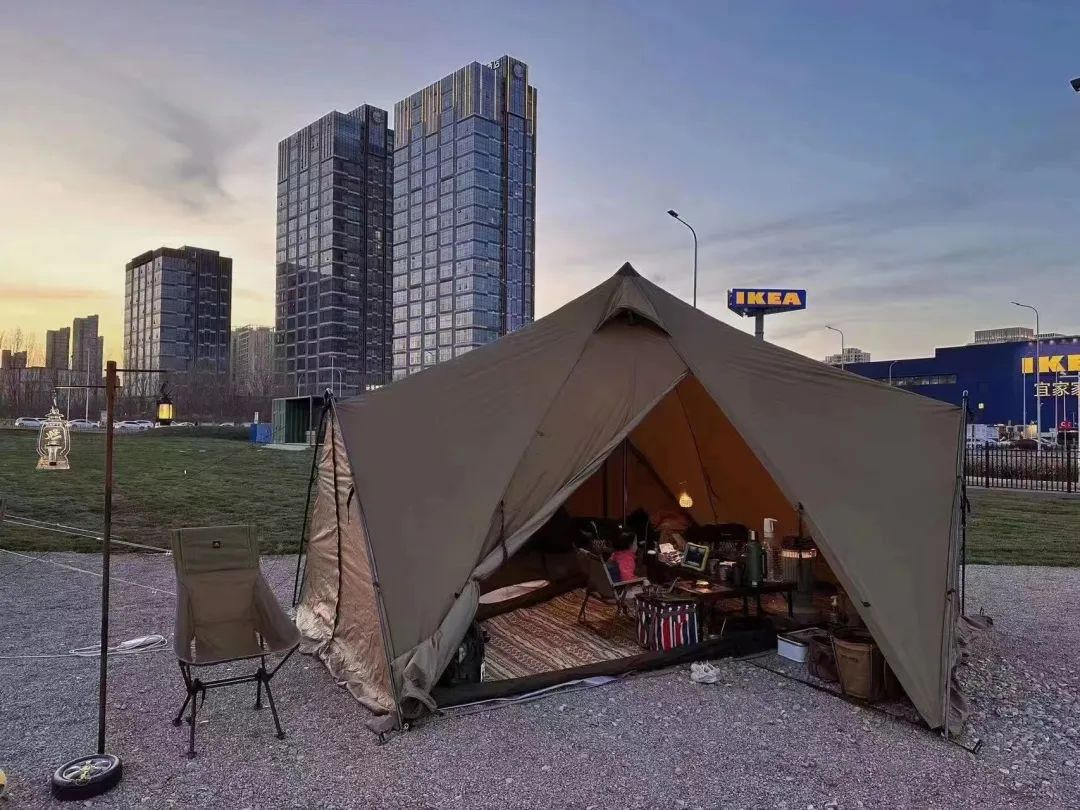 天津房车公园露营基地,一张天幕露营