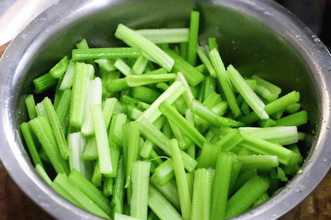 春季失眠吃什么蔬菜好,春天多吃这几种高钾菜