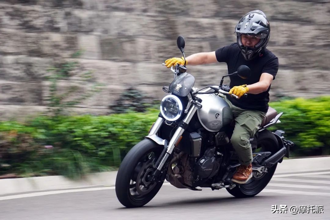 赛科龙re560和金吉拉450怎么选,赛科龙re560和无极525ac买哪个