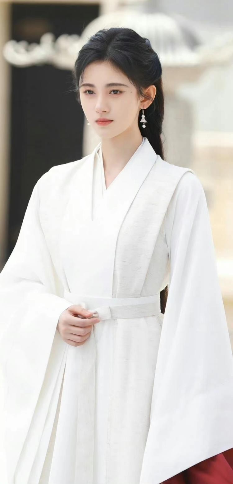 鞠婧祎赵丽颖角色混剪,鞠婧祎和赵丽颖的合拍视频