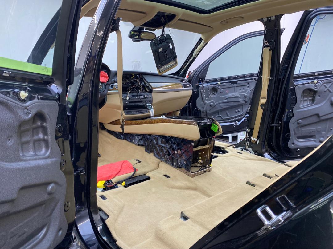 翻新整备一台老x5,13款宝马x5整备翻新