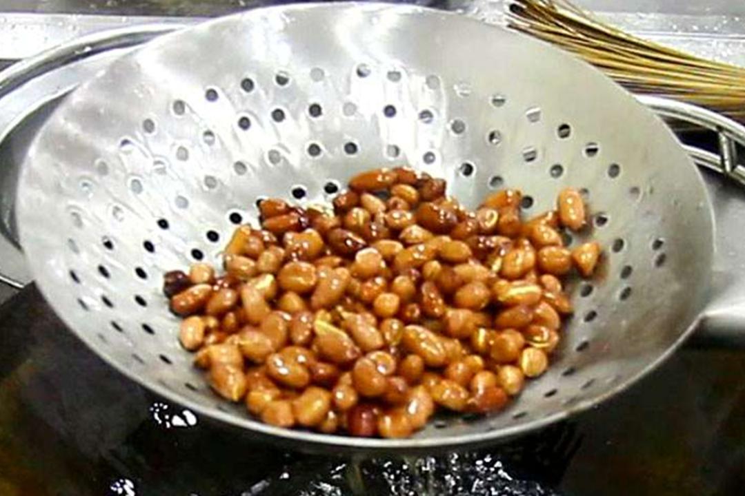 小孩子食补锌吃什么好,儿童锌过高症状吃什么食物补得快