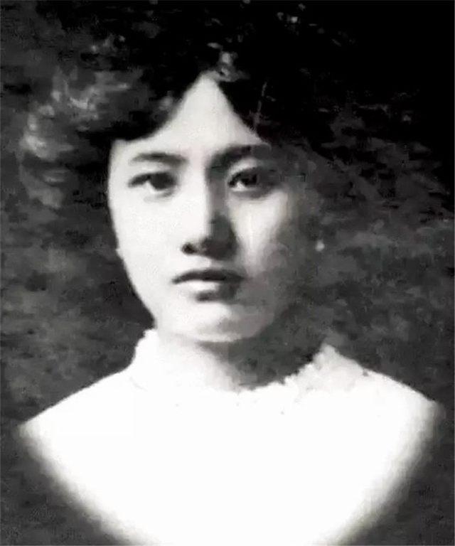 董竹君传奇一生19,董竹君传奇一生46