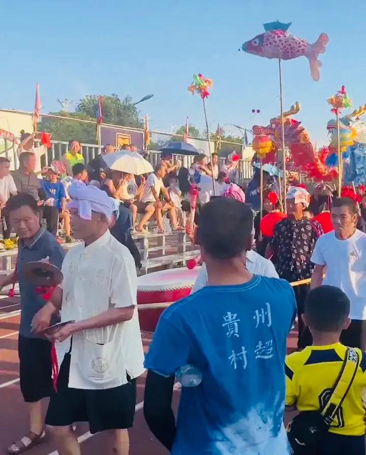 贵州村超球队回应足协,各界对足协去村超调研