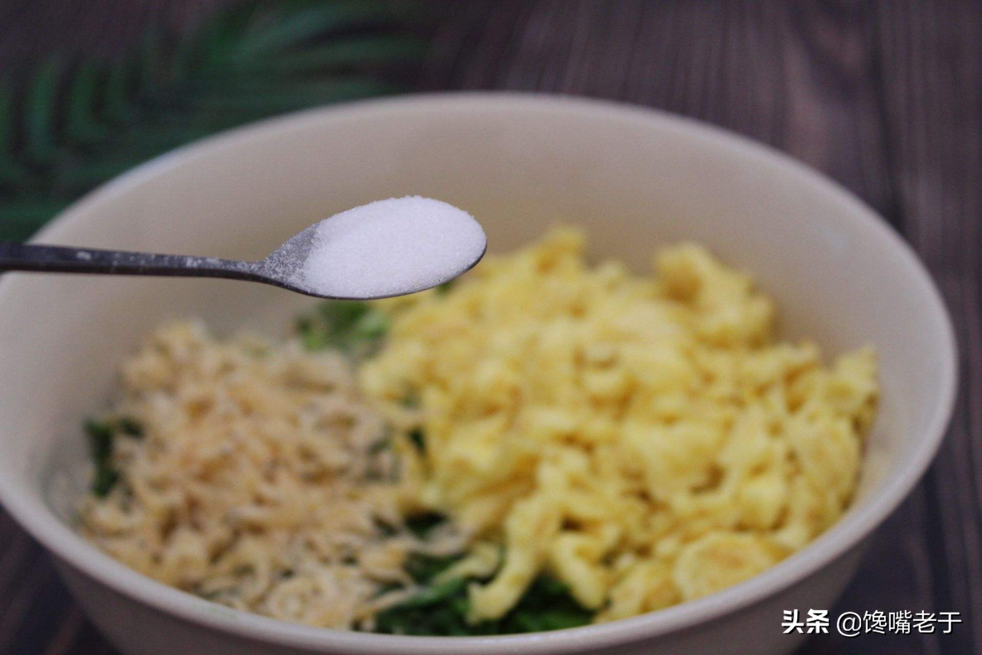 拌韭菜馅需要加什么调料,拌韭菜馅儿都放什么调料